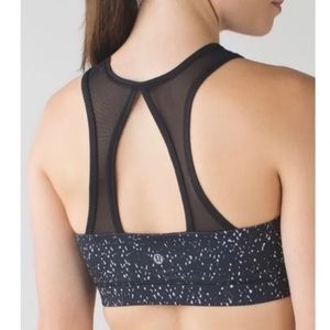 Lululemon Black High Neck & Mesh Sport Bra!